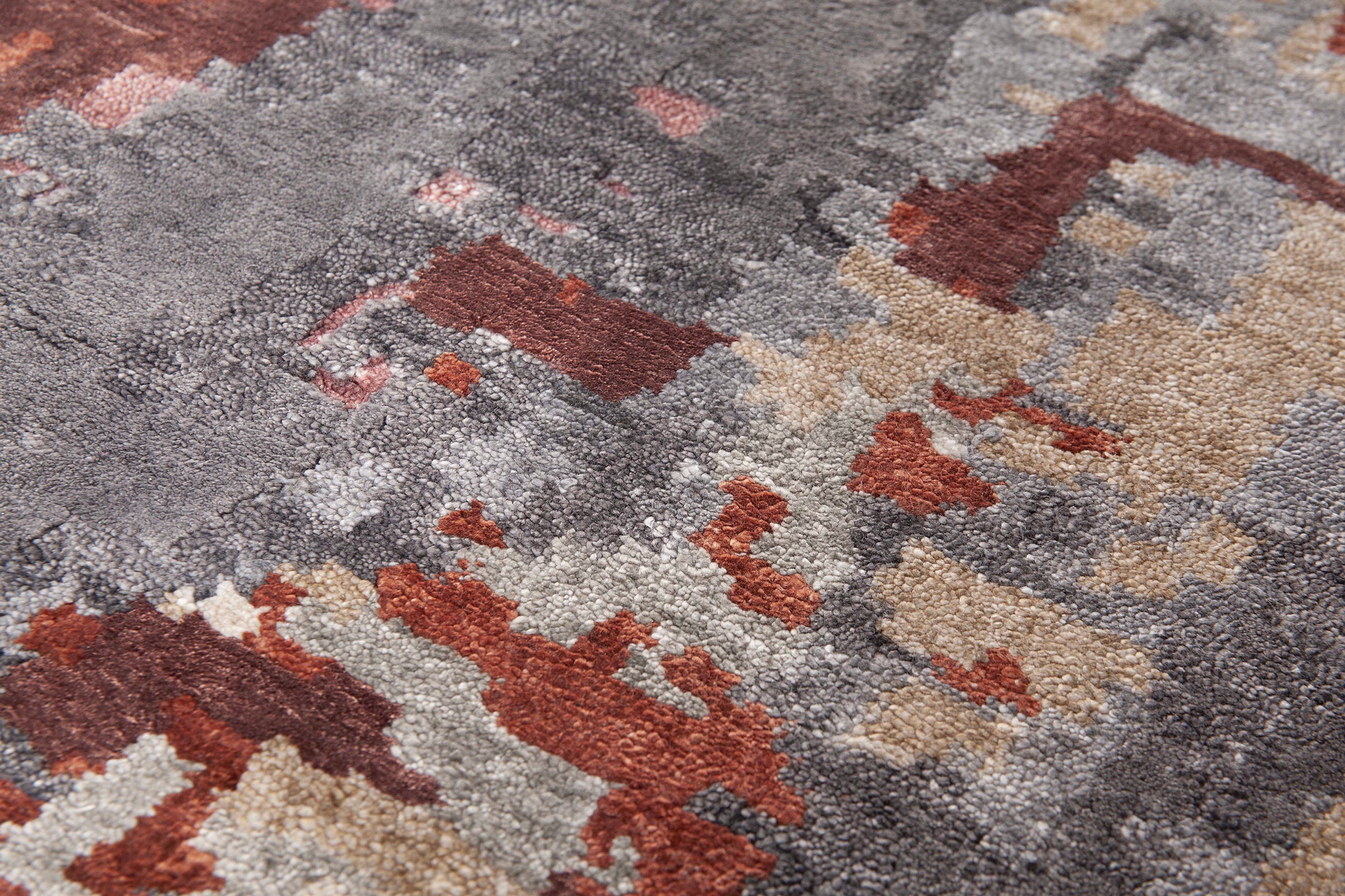 Handmade Luxury Abstract Rug