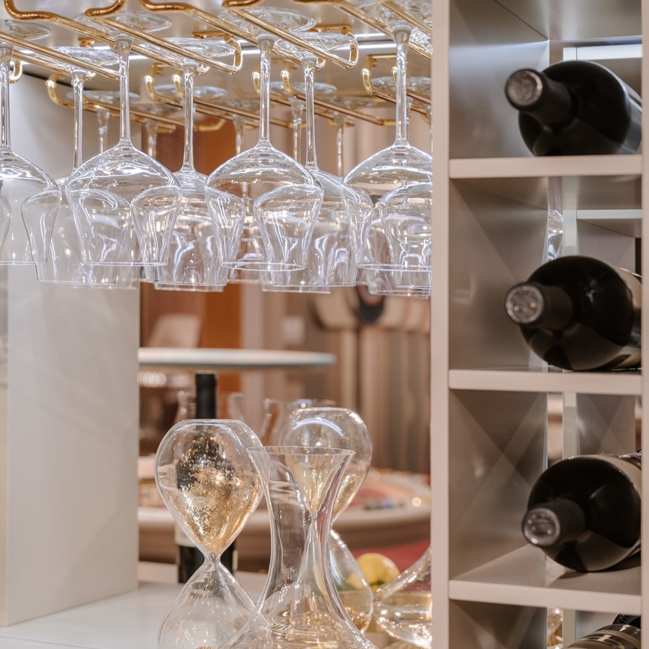 Modi Bar Cabinet
