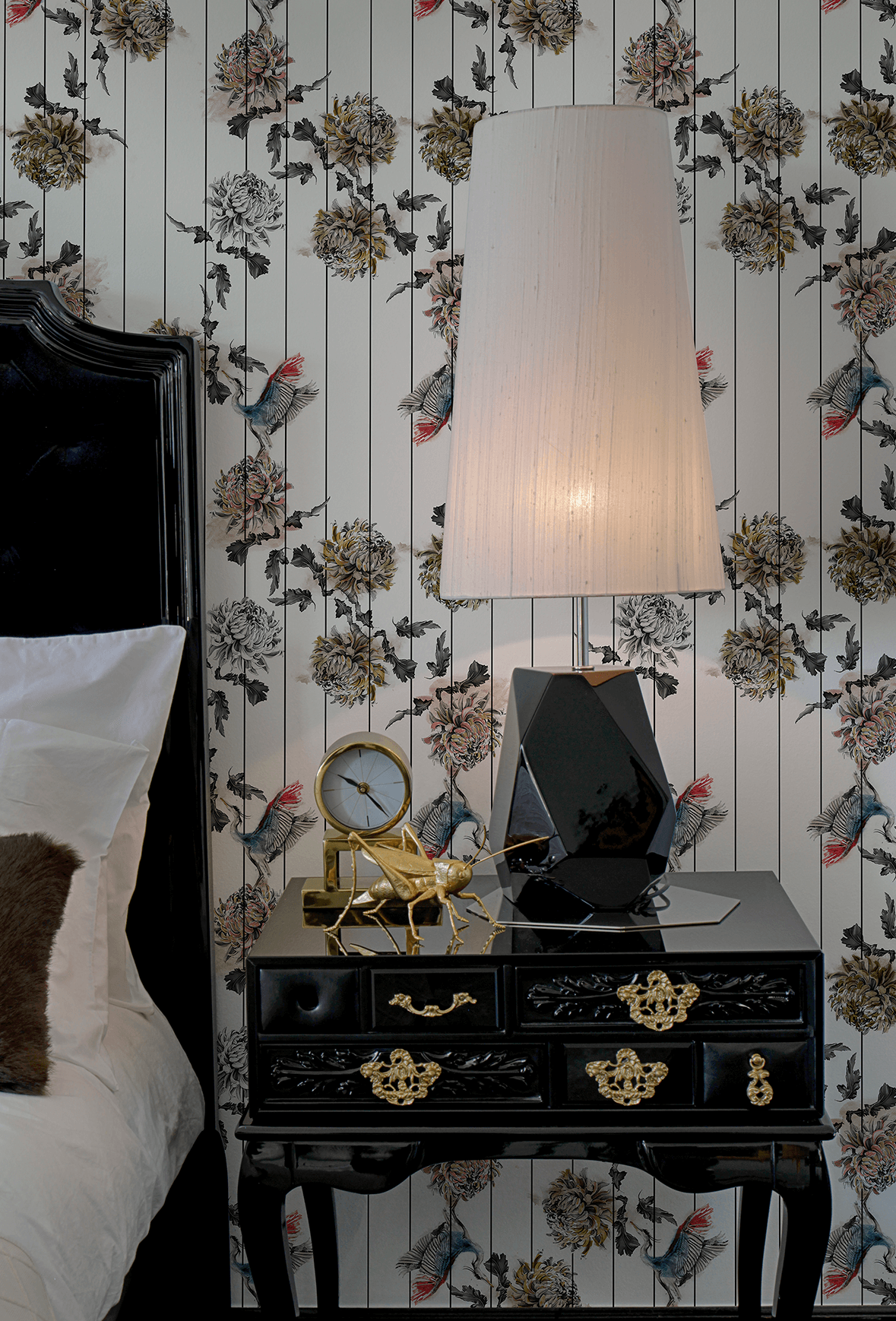 Windsor Nightstand