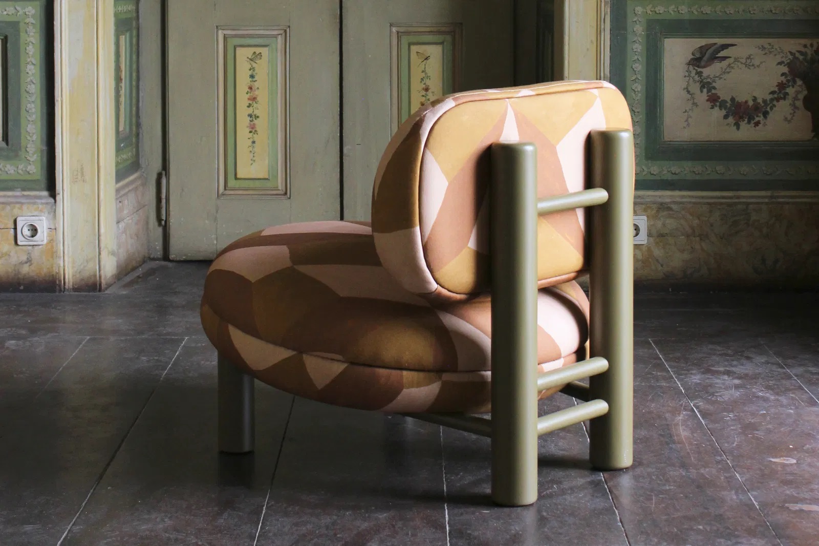 Aimi Armchair