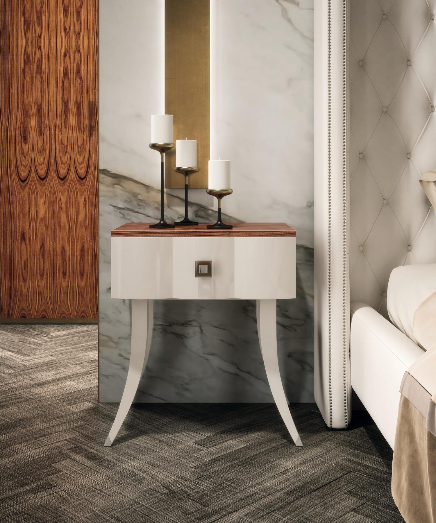 Oscar Nightstand