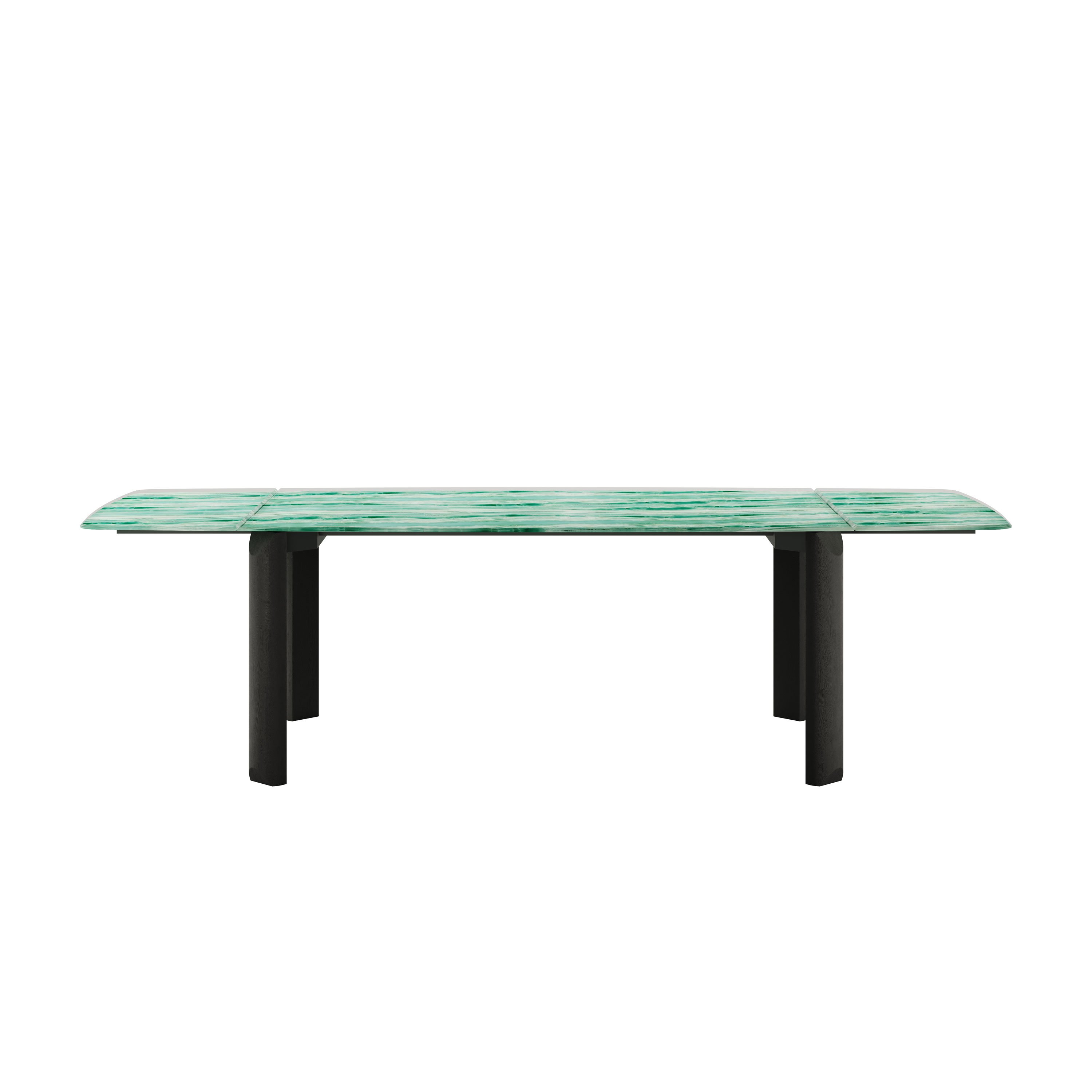 Mosa Dining Table