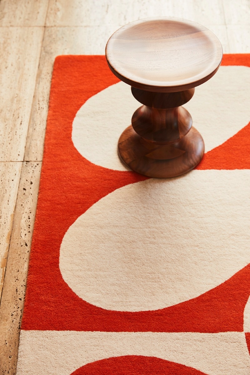 Giant Leaves Hand-Tufted Red Rug