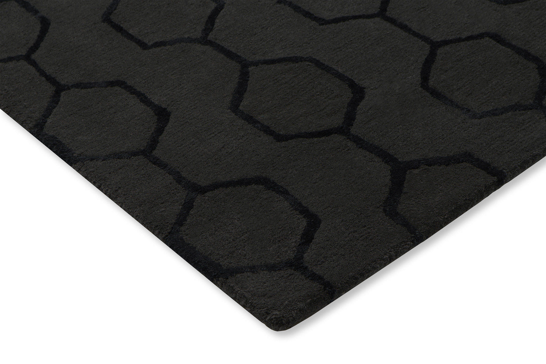 Geometric Noir Rug ☞ Size: 6' 7" x 9' 2" (200 x 280 cm)