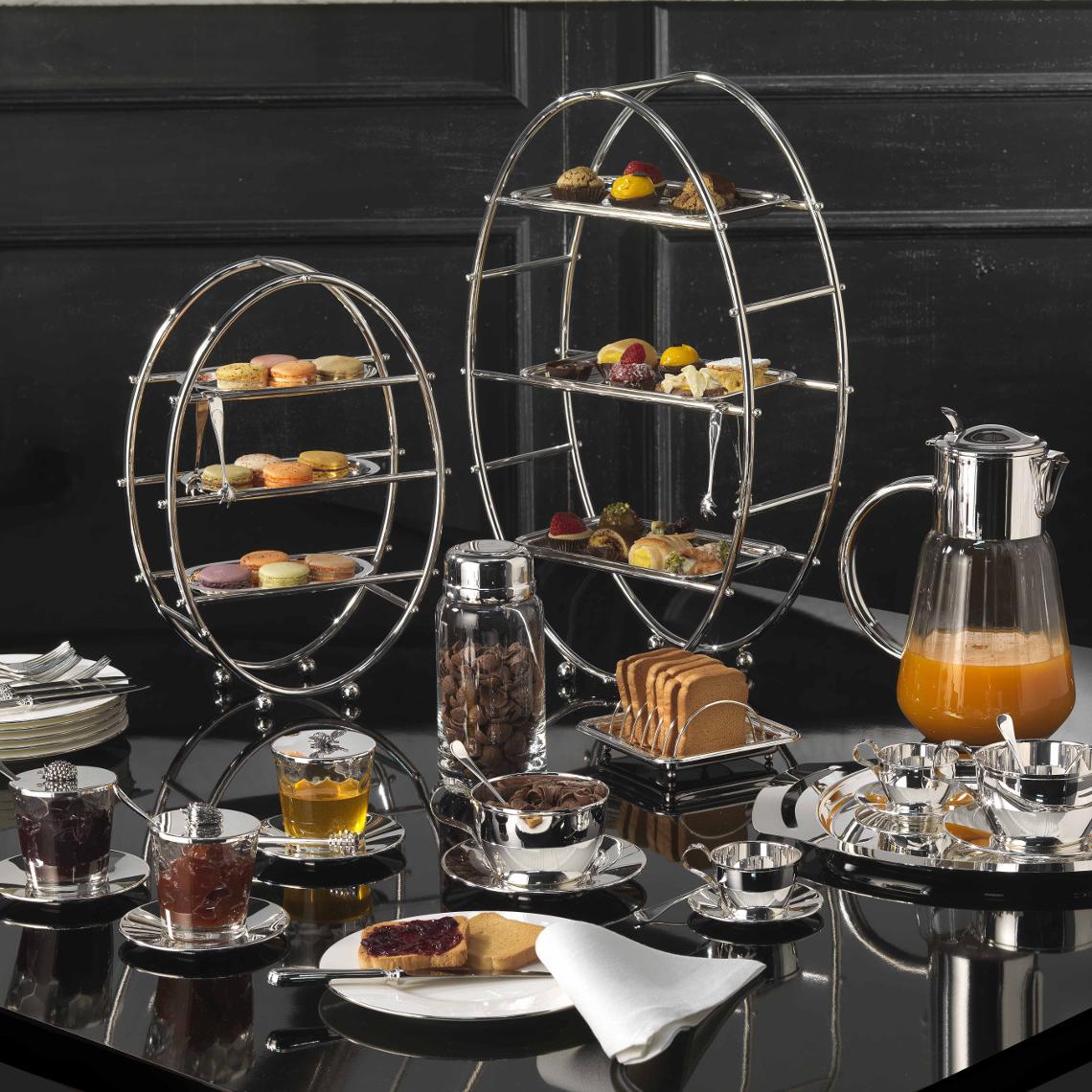 Exquisite Three-Tier Silver Plated Cake Stand - 1