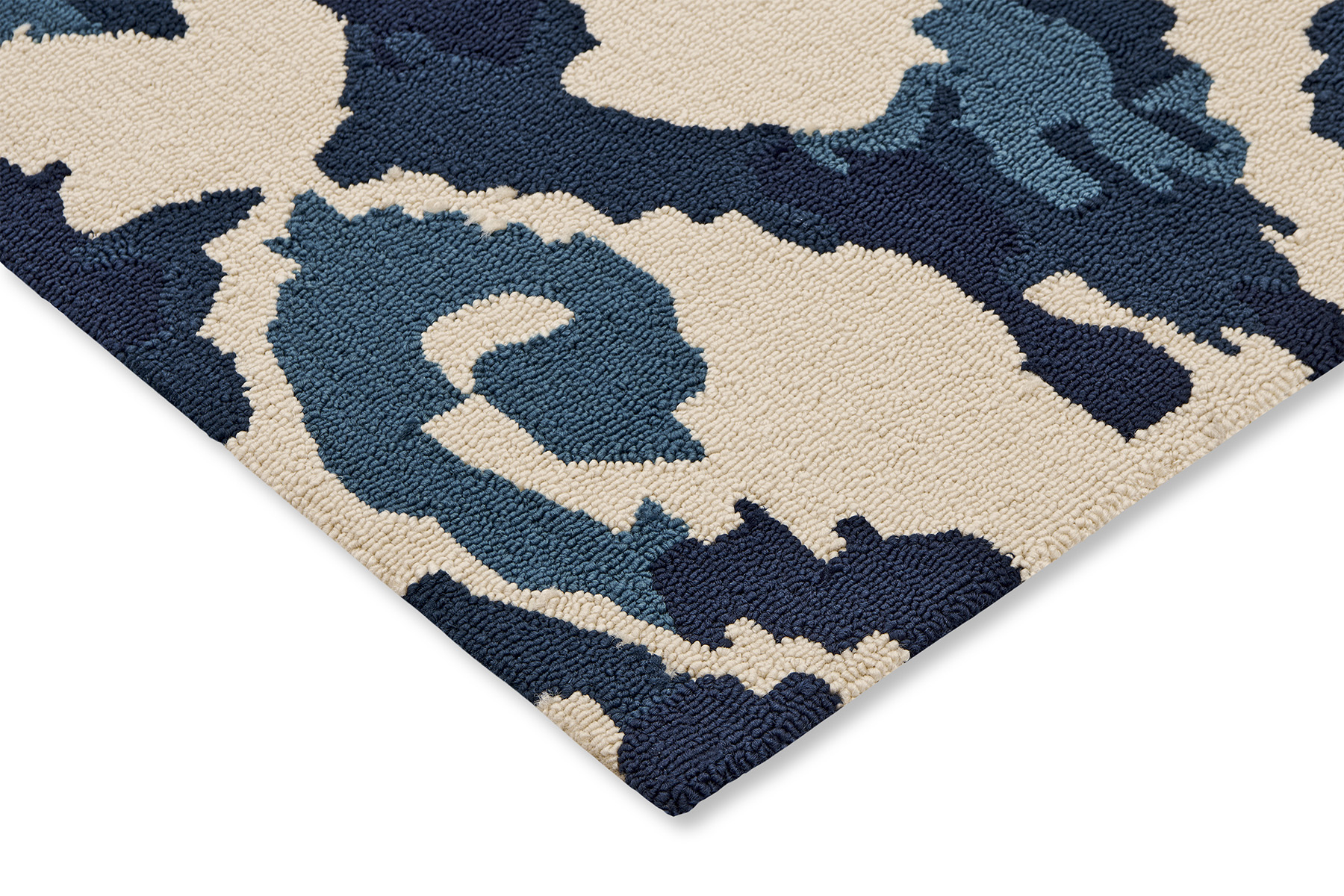 Indigo Hand-Tufted Outdoor Rug