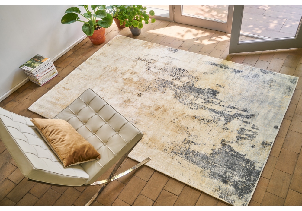 Viscose Hand-Loomed Abstract Rug