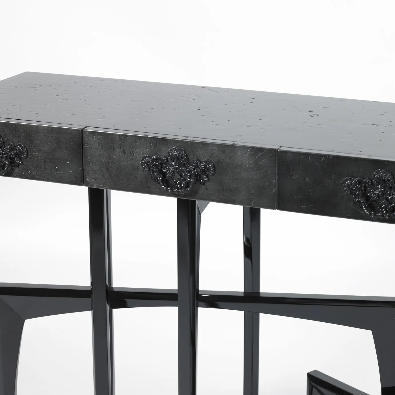 Metropole Black Console