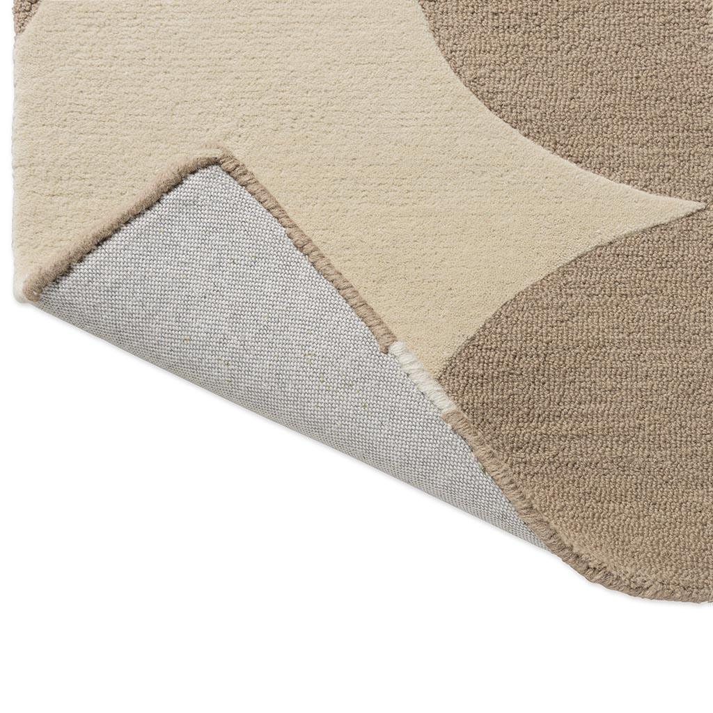Flower Mushroom / Ecru Rug | Size: 6' 7