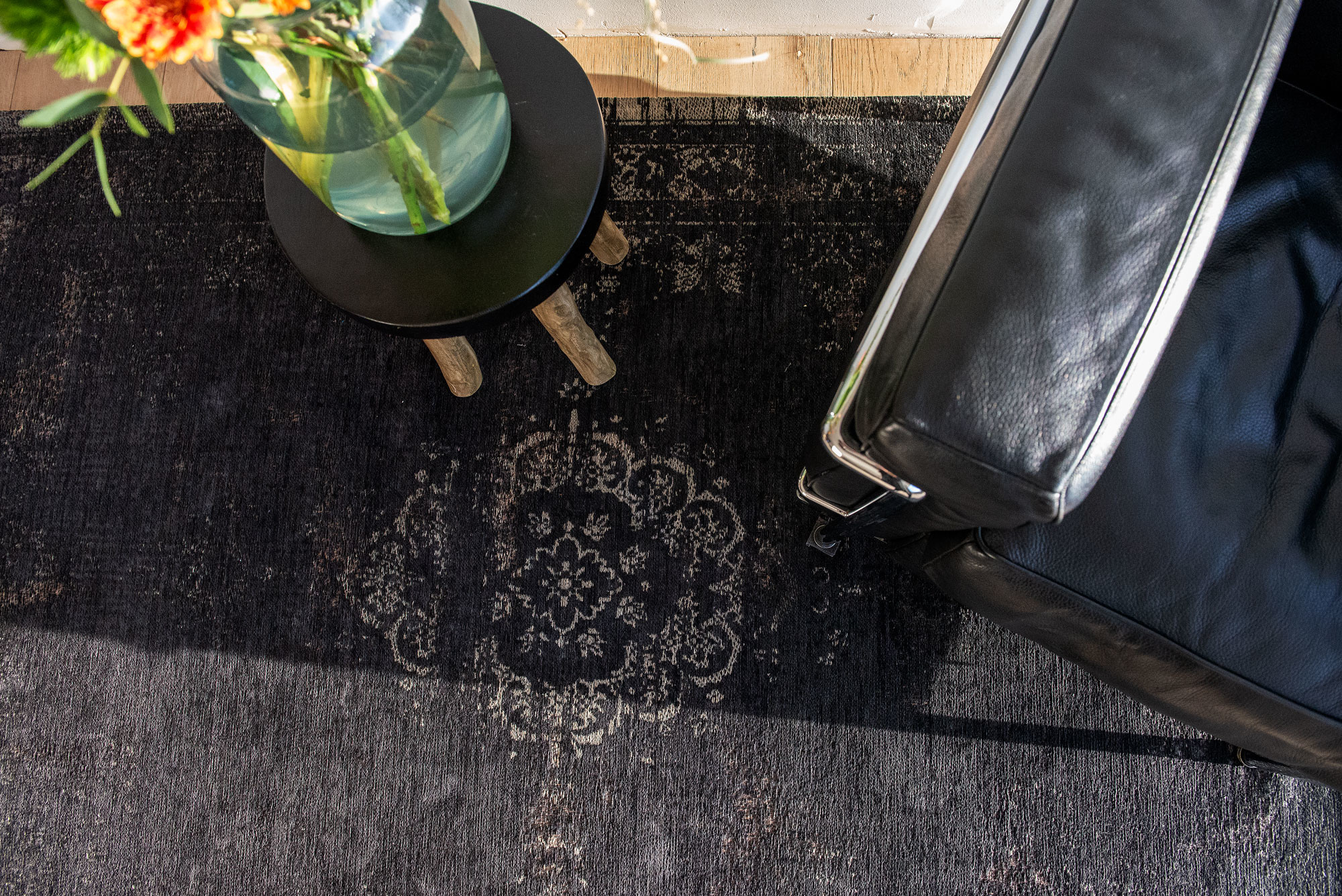 Medallion Black Flatwoven Rug