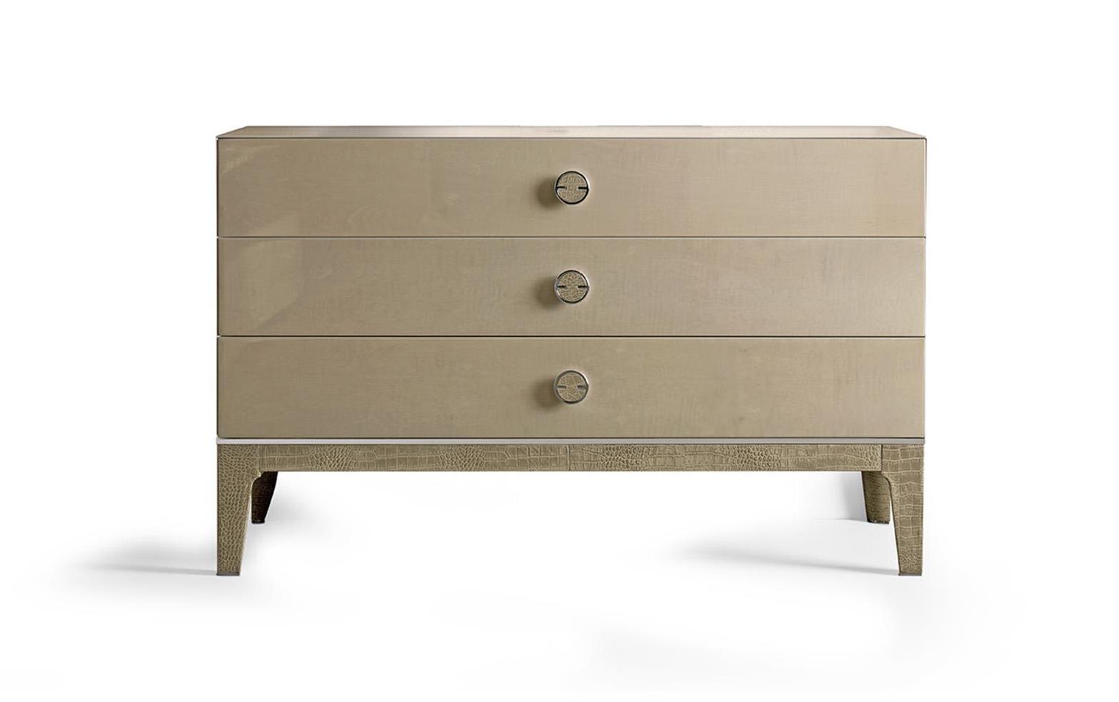Mplace Dresser with 3 Drawers