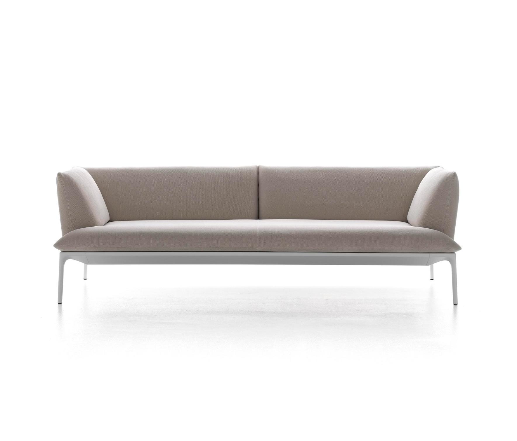 Yale Italian Sofa | Dimensions: Length 220 cm