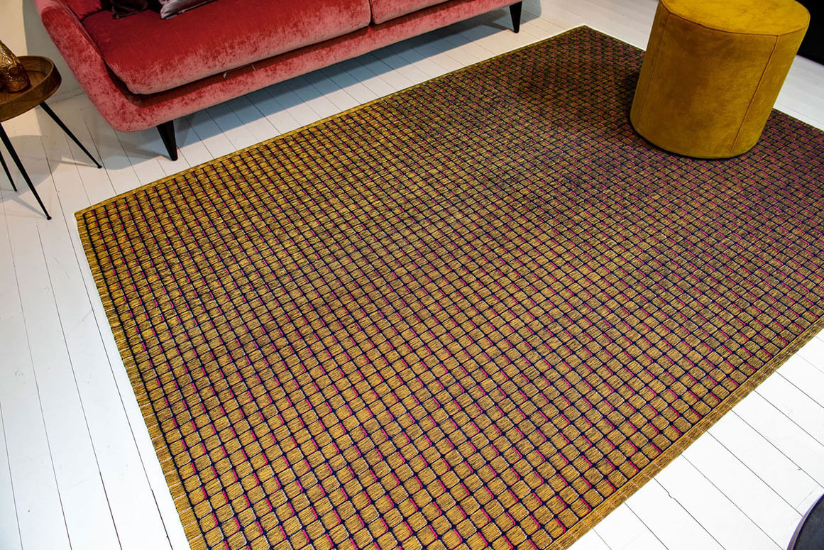 Quadrini Giallo Premium Rug
