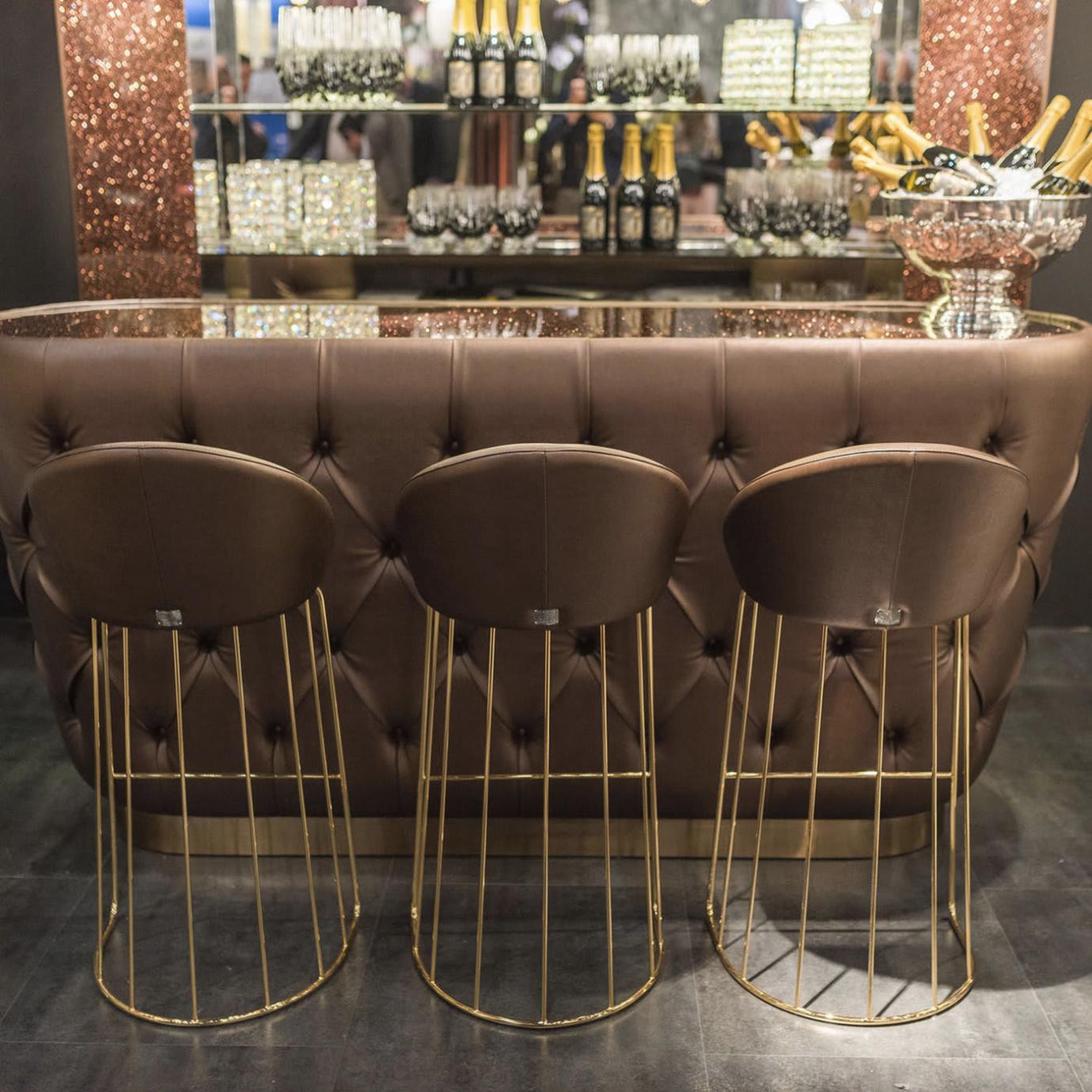 Bay Bar Stool