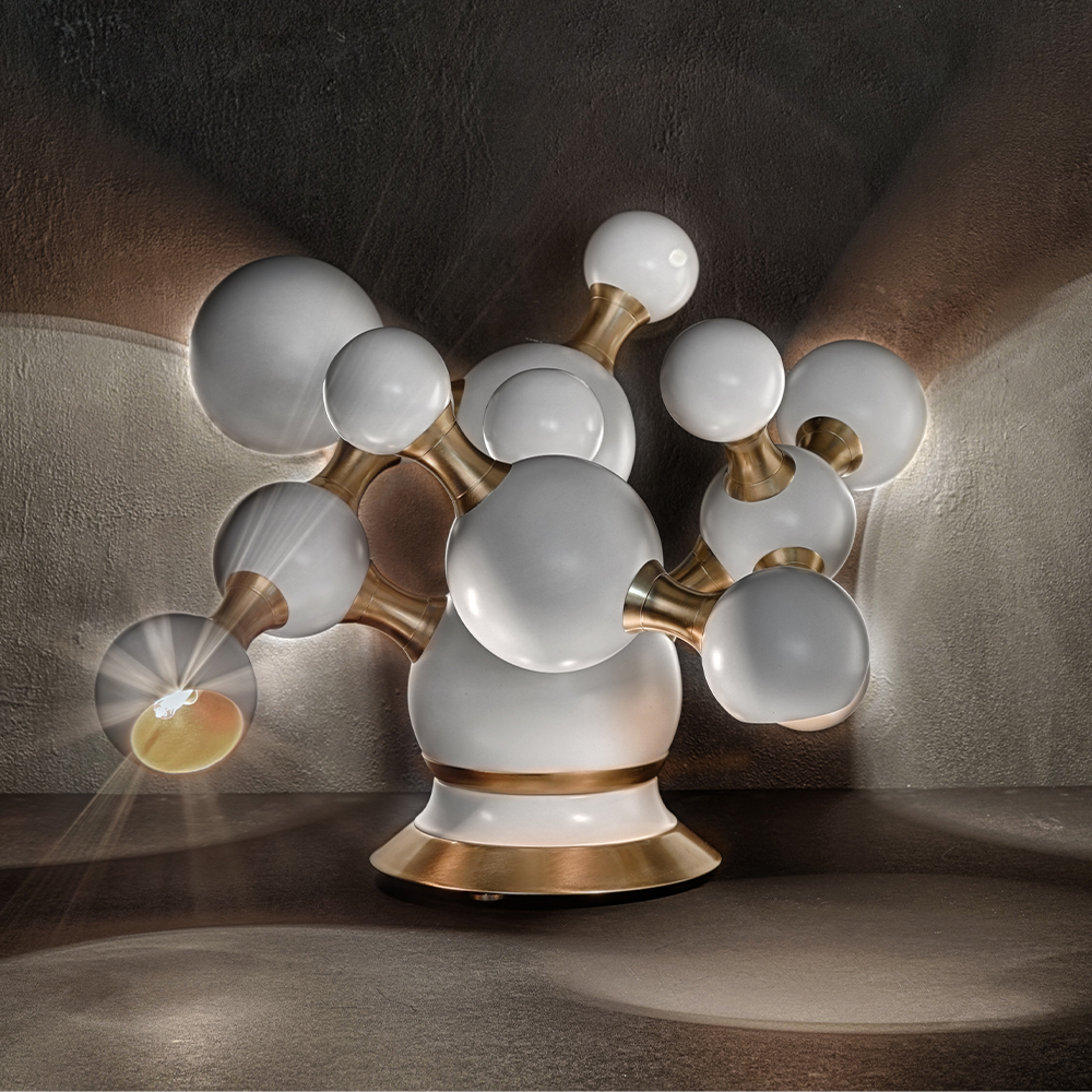 Molecular Table Lamp