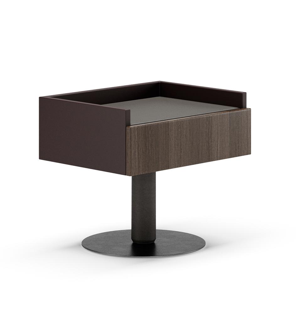 Roger Pedestal Nightstand