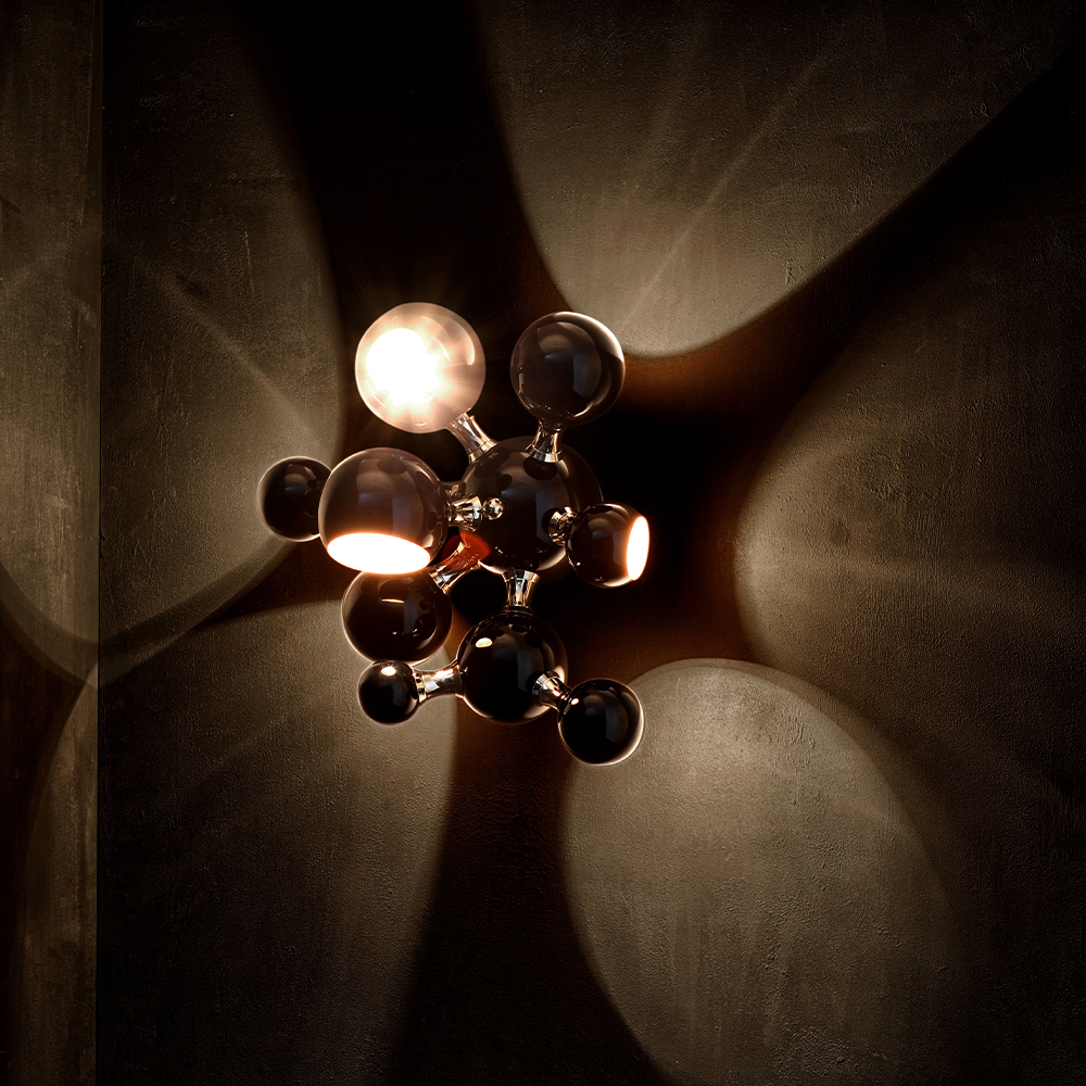 Molecular Wall Lamp