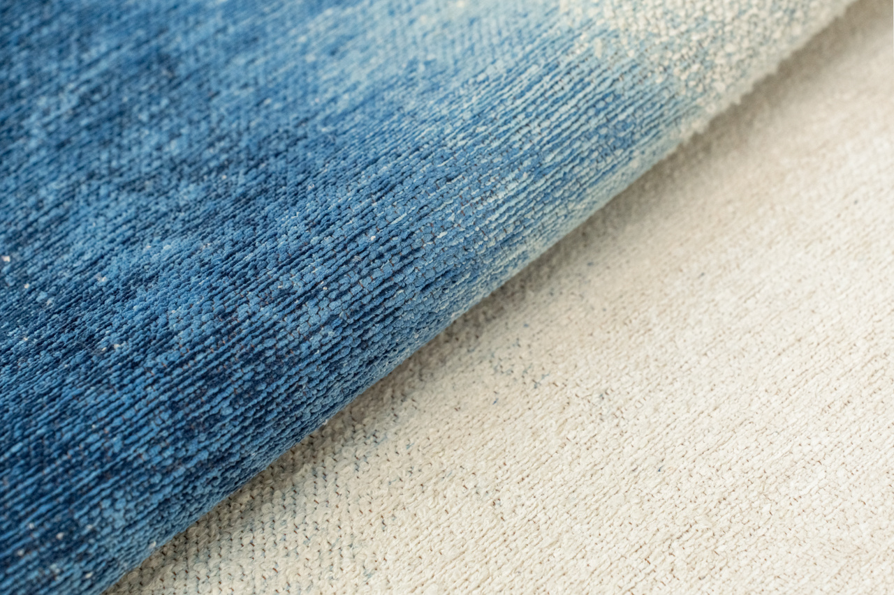Dream In Blue Rug | Size: 5' 7