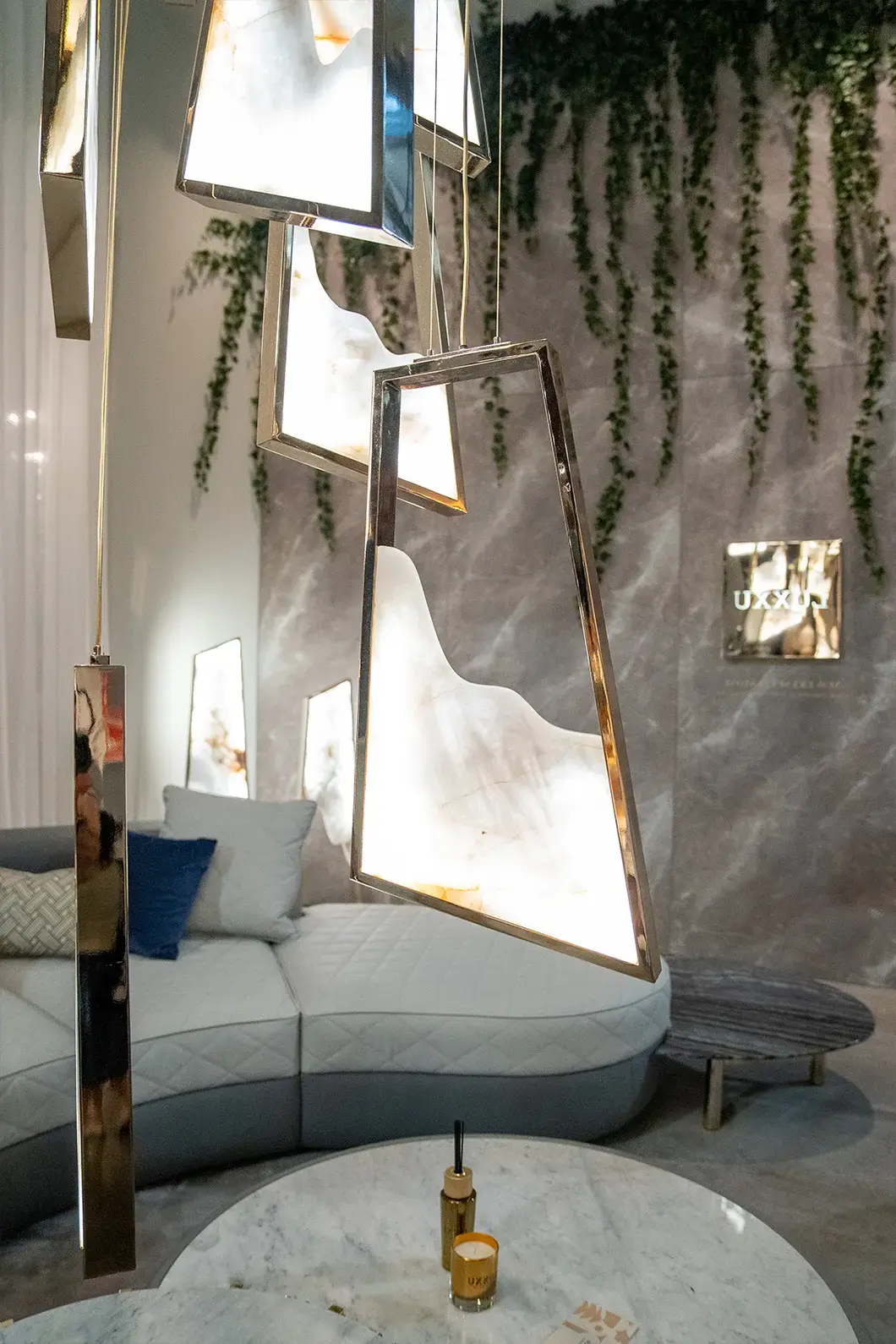 Grand Aura Chandelier - 13