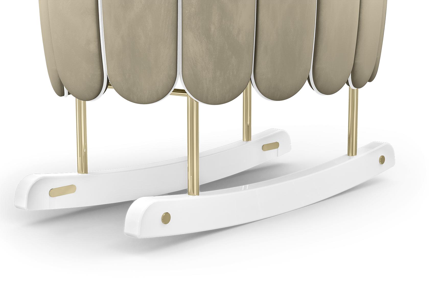 Lotus Gentle Rocking Crib