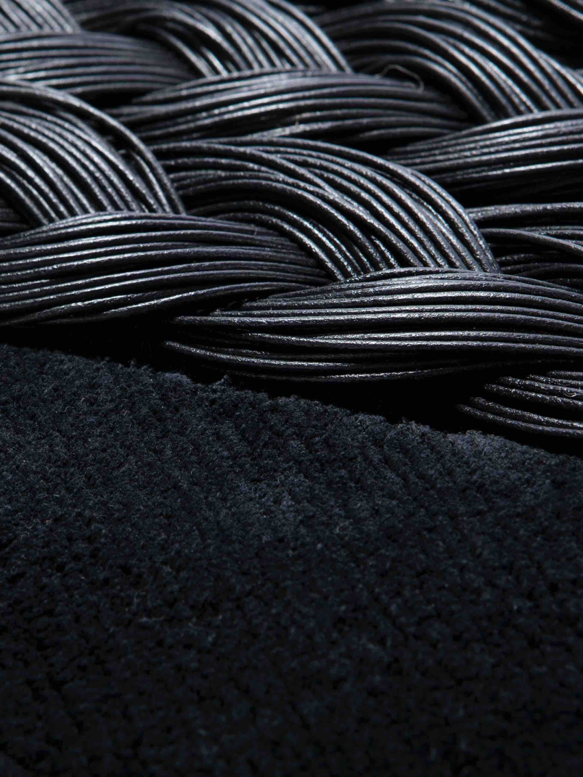 Black Tie Carpet Hand-Woven Rug