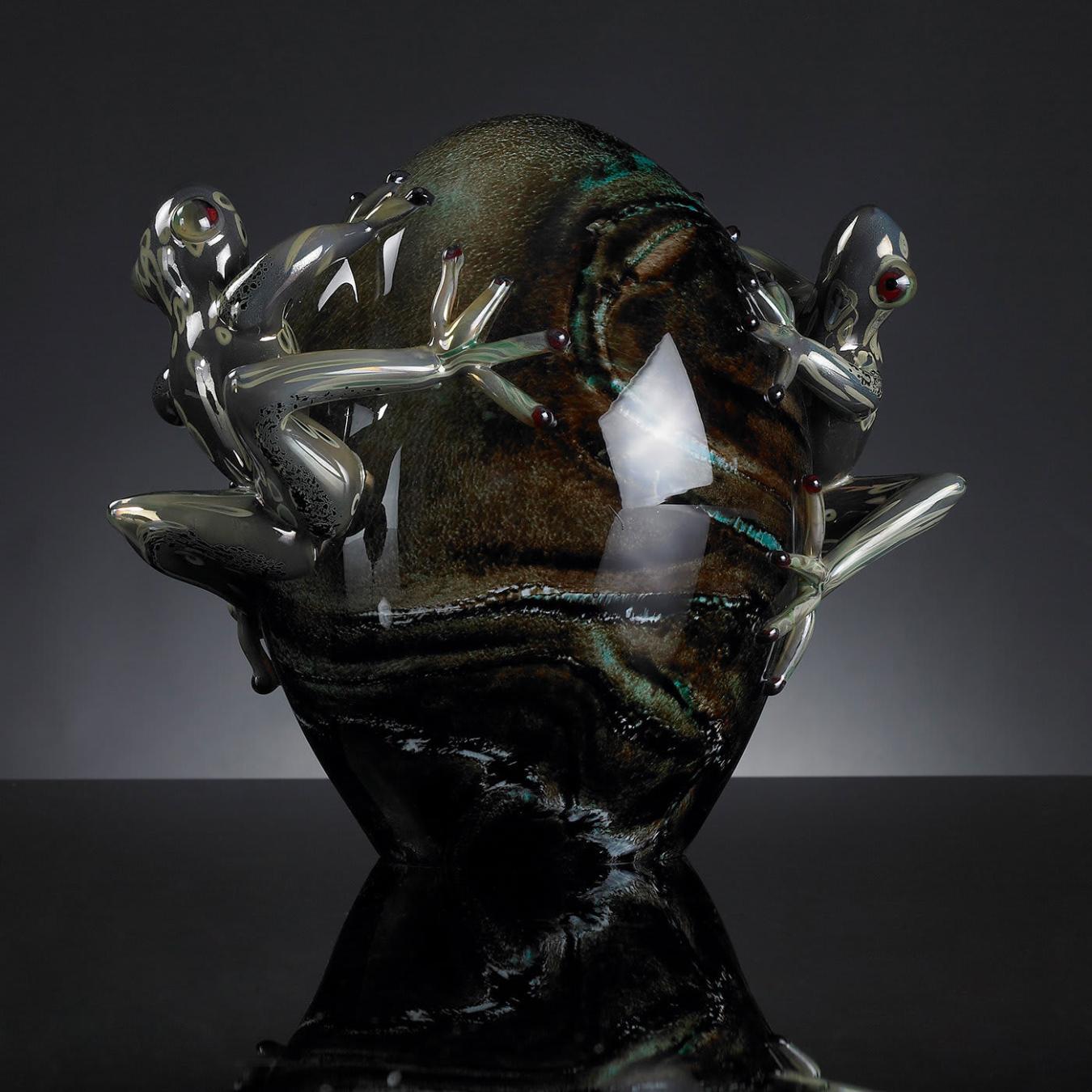 Glass Egg with Frogs