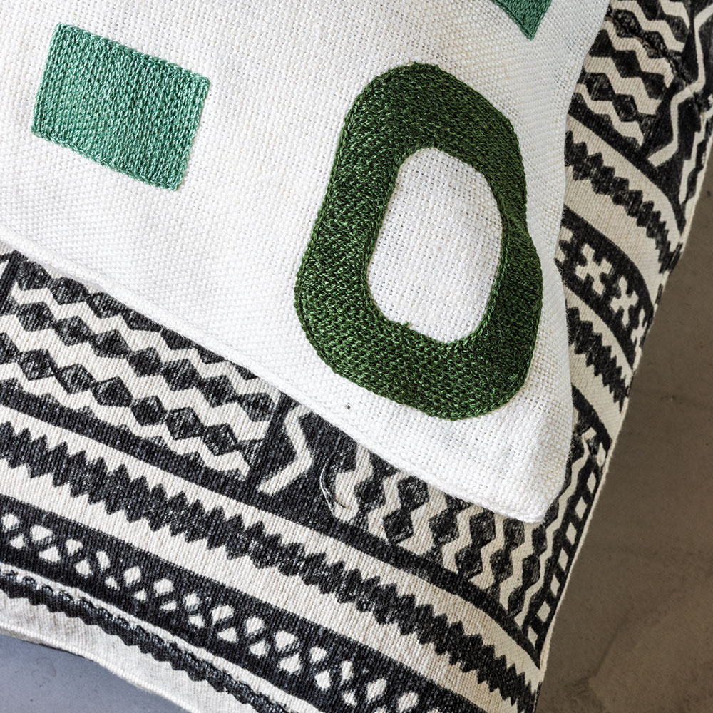 Maakola Cushion