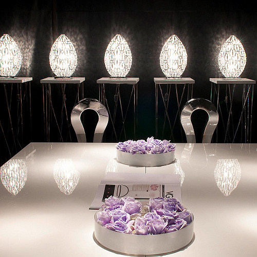 Arabesque Egg 50 Table Lamp