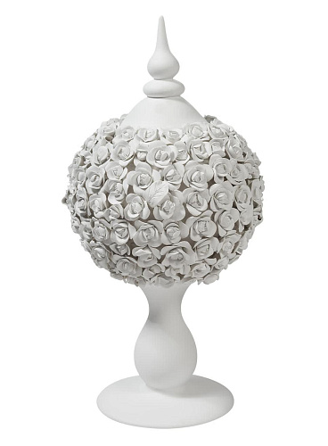 Coco Camelie Sculpture