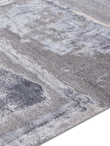 Misty Hand-Woven Rug