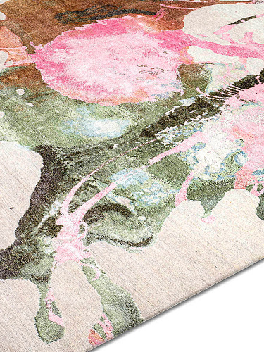 Skopein Hand-Woven Rug