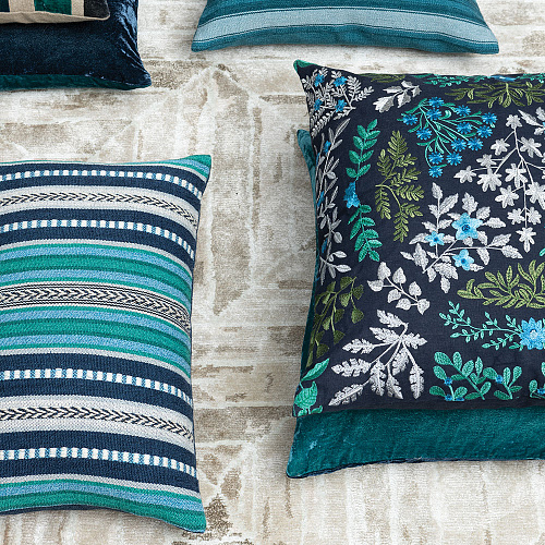 Indus Cushion