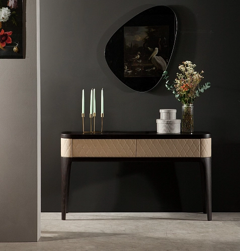 Tiffany Console