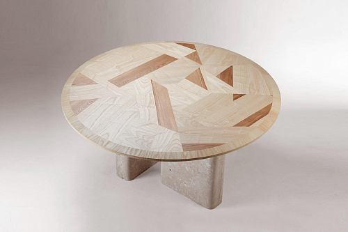 L'Anamour Dining Table