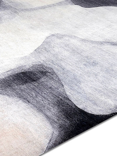 Silver / Grey Hand-Woven Rug