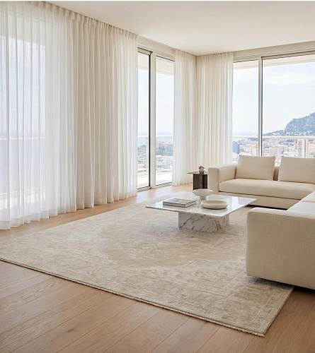 Classic Medallion Ivory Handcrafted Rug