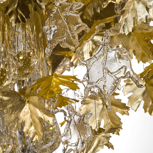 Elegant Maple Leaf Chandelier with Gold Finish