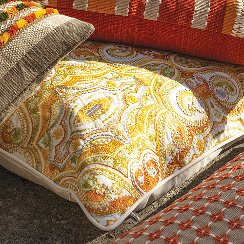 Kalan Cushion