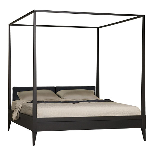 Valentino Canopy Bed