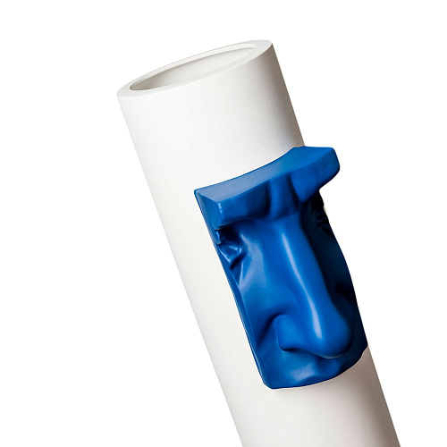 David Nose Vase