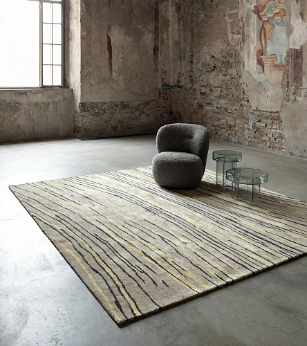 Sandy Strata Handcrafted Rug