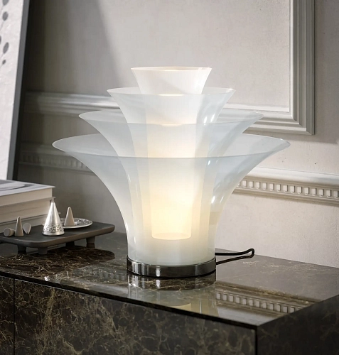 Petalo Table Lamp