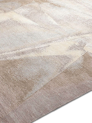 Sand Exquisite Handmade Rug
