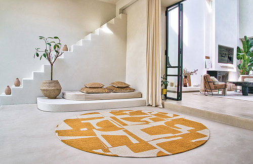 Curry Round Rug