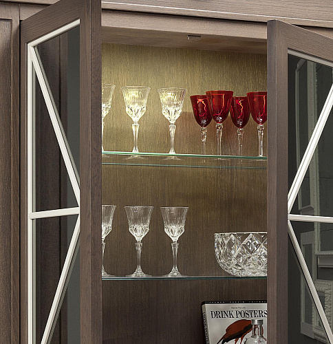 Two-Door Wardrobe in Natural Oak