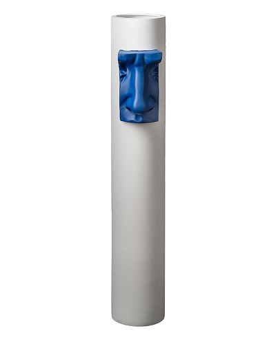 David Nose Vase