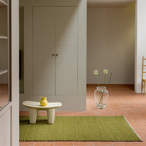 Leaf Border Rug