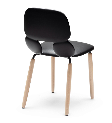 Nube W Black Chair