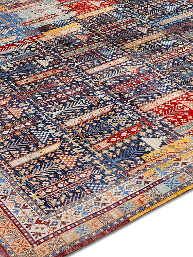 Soul Hand-Woven Rug