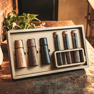 Salt & Pepper Shakers